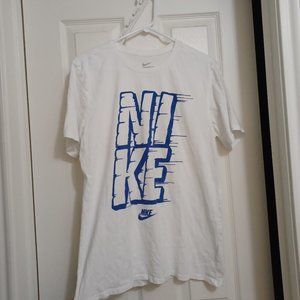Men's  Nike T-shirt size Lg